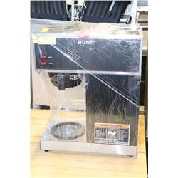 BUNN COFFEE MAKER WITH 1 WARMERS