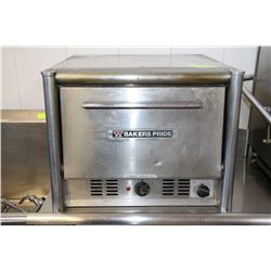 SMALL BAKERS PRIDE OVEN
