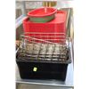 Image 1 : RED TRAYS WITH TRAY OF GRATES