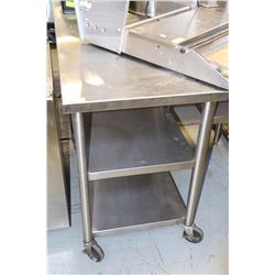 STAINLESS STEEL TABLE ON CASTORS