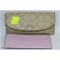 AUTHENTIC COACH WALLET W/BILLS POUCH