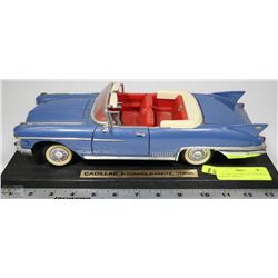 1958 CADILLAC DIE CAST ELDORADO BIARRITZ DISPLAY