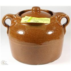 SIGNED MEDALTA POTTERIES LIMITED SMALL RARE BEAN