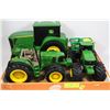 Image 1 : BOX OF COLLECTIBLES  OFJOHN DEERE INCL. 2-