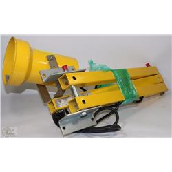 YELLOW WALLMOUNT ADJUSTABLE WORK LIGHT