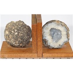 NATURAL GEODE BOOK ENDS