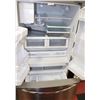 Image 2 : FRIGIDAIRE GALLERY STAINLESS STEEL BOTTOM FREEZER
