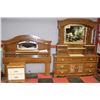 Image 1 : 4 PC QUEEN SIZE BEDROOM SUITE