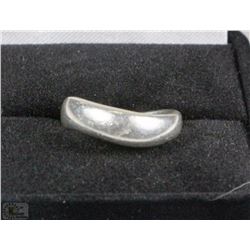 #19- .925 SILVER WEDDING BAND RING SIZE 7