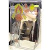 Image 1 : ART GLASS FLORAL MIRROR