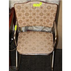 VINTAGE CHILDS ROCKING CHAIR