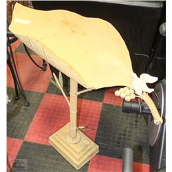VINTAGE METAL BIRD BATH