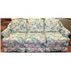 Image 1 : ESTATE FLORAL FABRIC SOFA