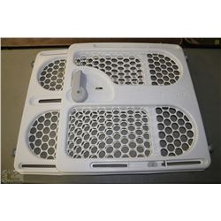 CHILD/PET SAFETY GATE