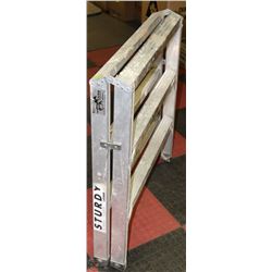 STURDY LADDER 3' ALUMINUM SAWHORSE