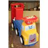 Image 1 : LITTLE TYKES RIDE ON DUMP TRUCK MAKES NOISE