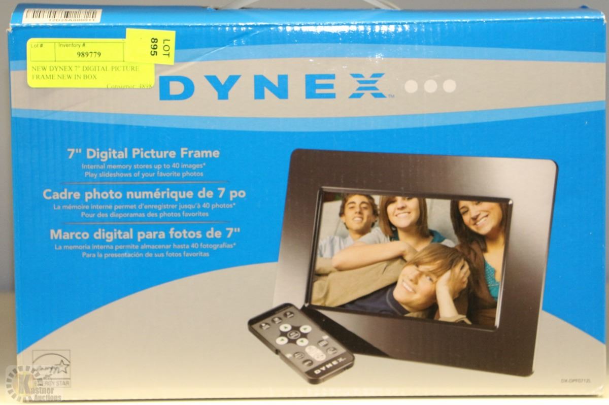 NEW DYNEX 7" DIGITAL PICTURE FRAME NEW IN BOX