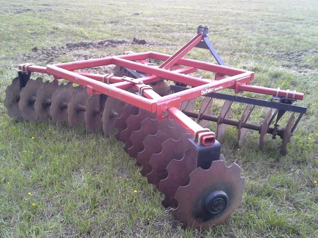 8ft Buhler Farm King 3 point hitch Tandem Disc
