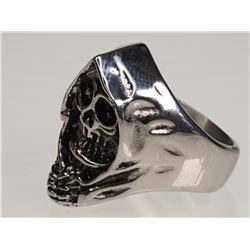 #50-MEN'S STAINLESS STEEL SKULL RING SIZE 10.5