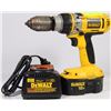 Image 1 : DEWALT 18V CORDLESS DRILL WITH CHARGER & BATTERY