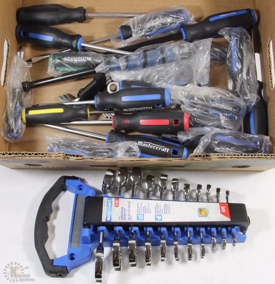 BRAND NEW MASTERCRAFT SCREWDRIVER SET & WRENCH