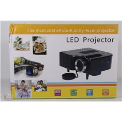 NEW LED PROJECTOR W/AV INPUT, USB INPUT, BUILT IN