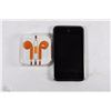 Image 1 : 32GB IPOD TOUCH W/NEW EARBUD HEADPHONES