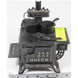 CAST IRON VINTAGE WOOD STOVE WITH ACCESSORIES