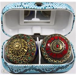 LOT OF 2 BOHEMIAN LOOKING RINGS SIZE 9,10