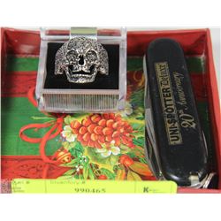 TRAY WITH SKULL RING AND MULITIPLE TOOL KNIFE