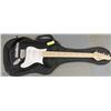 Image 1 : BLACK BEHRINGER ELECTRIC GUITAR WITH BAG CASE