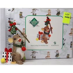 CHARMING TAILS "HERE'S A BIG FAT HOLIDAY KISS"