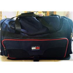 TOMMY HILFIGER SPORT BAG/CARRY ON TOTE BAG