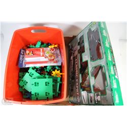 BOX WITH BUILDING BLOCKS + CLASSIC EXPRESS TRAIN