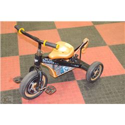 DISNEY TOW MASTER RACING TEAM BIKE