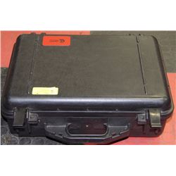 18"X13" PADDED SHOCK PROOF, WATER PROOF LOCKABLE