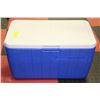 Image 1 : LARGE BLUE AND WHITE CAMPING COOLER