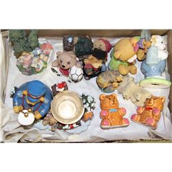 FLAT OF COLLECTIBLE BEARS