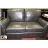 Image 2 : NEW CYRUS CHARCOAL LEATHERETTE SOFA AND LOVESEAT