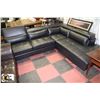 Image 5 : NEW BLACK LEATHERETTE LIFT BACK SECTIONAL