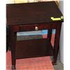 Image 1 : SMALL TABLE WITH DRAWER 13"X18"X20"H