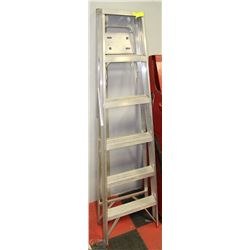 6 FOOT STEP LADDER