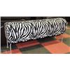 Image 1 : LARGE ZEBRA PATTERN BENCH