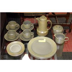WEDGEWOOD LUNCH SET - SETTING FOR FOUR