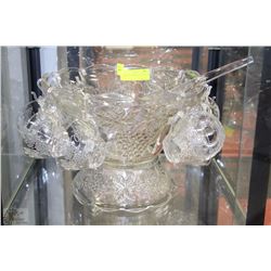VINTAGE PUNCHBOWL SET WITH BASE
