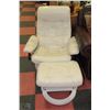 Image 1 : WHITE LEATHER LOUNGE CHAIR WITH OTTOMAN