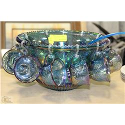VINTAGE CARNIVAL GLASS PUNCH BOWL SET