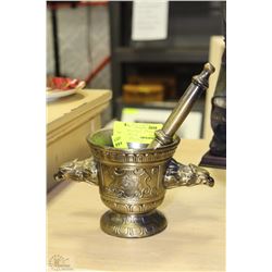VINTAGE ORNATE METAL PESTLE & MORTAR
