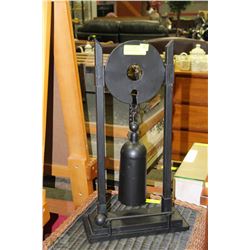 BLACK GONG ACCENT PIECE