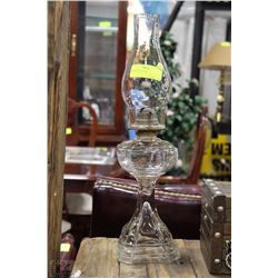 ANTIQUE OIL LAMP